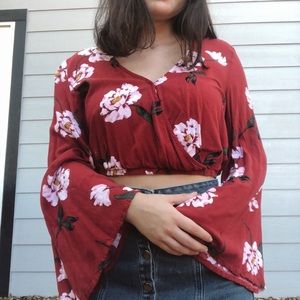 red floral bell sleeve top 🌿